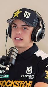 Casey Pigg's Instagram, Twitter & Facebook