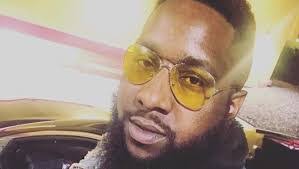 Sean Hodge's Instagram, Twitter & Facebook