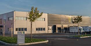 Abc location est le spécialiste de la location de matériel évènementiel à toulouse, vous propose de louer ses assiettes, verres, tables, chaises ainsi qu'un large choix de matériel d'animation pour tous vos évènements : Location De Materiel Pour Reception A Toulouse Options