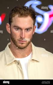 Davis mills hi-res stock photography and images