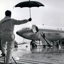 Eine stunde vorher da sein; Als Das Erste Dusenflugzeug In Hamburg Landete Ndr De Geschichte Orte