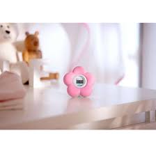 It features an easy to read display with a flashing warning alarm that provides you with peace of mind that your child's bath time water or room is not too hot or cold. Philips Avent Baby Bath Room Thermometer Reviews Tell Me Baby