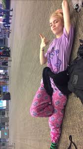 Grimes Claireboucher Tumblr Com Claire Boucher Grimes Me As A Girlfriend