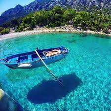 Free wifi and free parking; Sanki Sandal Ucuyormuscasina Berrak Bir Deniz Kilise Koyu Turunc Marmaris Www Kucukoteller Com Tr Carlos Carla Seyahat Rehberi Seyahat Goller