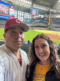 Wrigley North Go Cubs Go 💙❤️ ESE CHKEN CH KEN ω 2SS Quartz me 10 पন RE 新版品  carefully reas fearlessly Creda C ЧВБЫ rew Quartz 陽开部， деко AN FAMINY 株本.茶  Insure