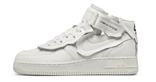 Year after year, sneakers have been slowly—but surely—taking over footwear. The On Trend Men S Sneakers To Know For Fall Winter 2020 2021 Vogue Paris