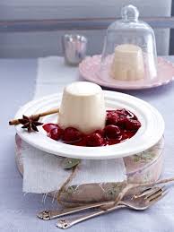 Lebkuchen Panna Cotta Mit Heissen Himbeeren Rezept Lecker Rezept Himbeeren Einfacher Nachtisch Heisse Himbeeren
