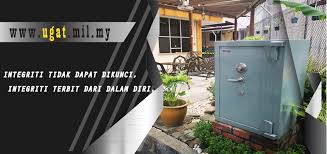Pengguna boleh memuat turun daripada sistem, penyata gaji bulanan dan penyata pendapatan tahunan tahun semasa sehingga jun tahun berikutnya. Sistem Penyata Gaji Angkatan Tentera Malaysia Dino Syukl
