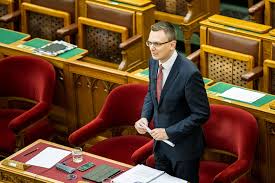 Hódmezővásárhelyen járt schiffer andrás, a zöldpárt társelnöke. Schiffer Andras Beult A Jobbik Frakcioba 24 Hu