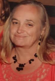 Deborah Cabral's Instagram, Twitter & Facebook