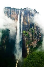 Famous Waterfalls Of The World Angel Falls Venezuela Places To See Waterfall