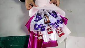 Coklat kami tidak bikin batuk 3. Simple Chocolate Bouquet Tutorial Youtube Chocolate Bouquet Diy Bouquet Tutorial Chocolate Bouquet