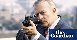 It starred edward woodward as a retired intelligence agent with. The Equalizer Box Set Review Tv Crime Drama The Guardian
