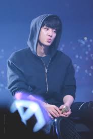 웹캠 분출-핑크 팬티와 뜨거운 독주 수음