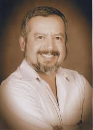 Guillermo Mercado's Instagram, Twitter & Facebook