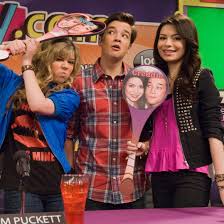 Paramount+ will reboot nickelodeon series icarly, featuring three original stars: The Icarly Mystery Of Who Freddie Really Loved May Finally Be Solved Teen Vogue