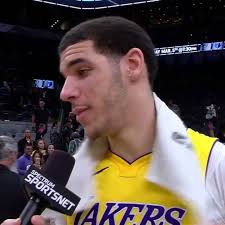 Travis Wear provides spark for Lakers