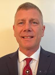 Bennie Glover's Instagram, Twitter & Facebook