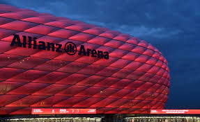 The allianz arena has a total capacity of 69,901 with standing and 66,000 seats (including executive boxes and business seats). The Reopening Of The Allianz Arena Is In Doubt With Only 2 Days Until The Start Of The League