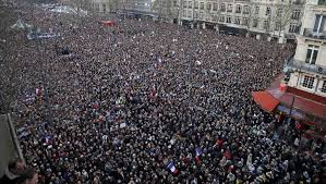 Honneur a l indispensable manif de generation identitaire. En Direct Maree Humaine Historique A Paris