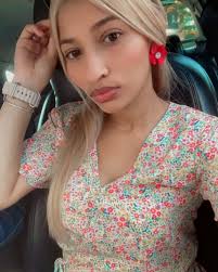 Helen Camacho (@dhelencamacho) • Instagram photos and videos