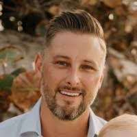 Kim Gainey's Instagram, Twitter & Facebook