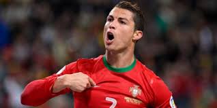 Permainan sepak bola telah lama menjadi salah satu olahraga paling populer di dunia. Wasit Wasit Cantik Ini Bikin Penonton Bola Tak Fokus Merdeka Com