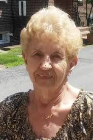 Shirley Carro's Instagram, Twitter & Facebook