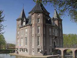 Vermoedelijk in 1310 kreeg het dorp stadsrechten. Kasteel Ijsselstein In Ijsselstein Regionaal Uitgelicht