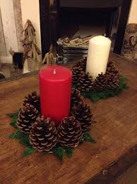 Bougeoires Pomme De Pin Bougeoires De Pin Pomme Christmas Decorations Rustic Christmas Candles Diy Christmas Pine Cones