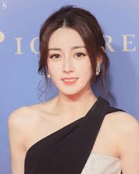 Masih ingat ida iasha penampilannya kini bikin kaget. Fakta Artis Dilraba Dilmurat Yang Viral Karena Melaporkan Penggemar