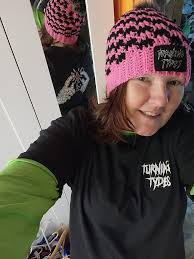 Big Brand Tytie 15:08 شب e 62 O Tytie Subscribe ннае 20CB575L 10 575L 国製 a  Explore similar Exploresimilarstories stories Send message...