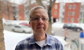 Quebec under fire for failing to accommodate seniors unable to leave home  for vaccinations