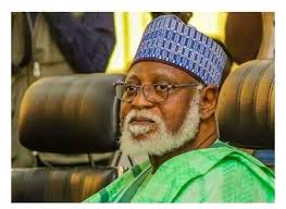 Please people of manus don't sit n look like we are blind,,umi olgeta putim  Han wantem na fight lo wanm ino right lo province blo umi,,umi helpm umi  yet na stp,,ol leaders