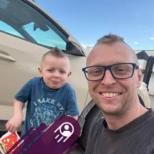 How to repair a fallen pool liner after skimmer removal?