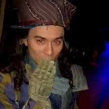 Welcome, welcome, welcome new students! Your 2025/2026 Wicked London  company. 💚🩷