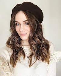 Abby Saylor's Instagram, Twitter & Facebook