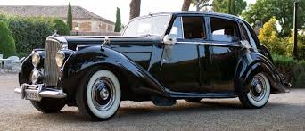 Disfruta de uno de estos impresionantes coches clásicos para bodas baratos en madrid. Coches Para Bodas Eventos Y Rodajes