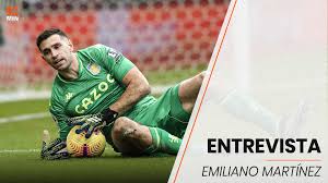 7 years ago7 years ago. Emiliano Martinez Vos Sabes Que Jugas Contra Un Equipo De Bielsa Y Vas A Una Guerra