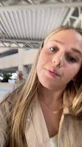 Amber Jetton's Instagram, Twitter & Facebook