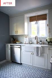 Before And After This Remodel Cleverly Updates Old White Kitchen Cabinets Kitchen Design Decor Kitchen Remodel Plans Kitchen Design Open