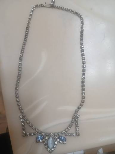Late grandmother's antique necklace valued at pawn shop after 20 years