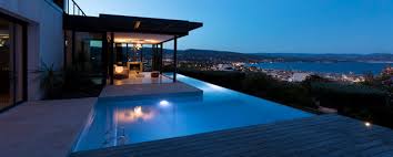 Maison au calme de plein pied , grand jardin qui favorise le repos et la détente. Equipement Piscine Bien Choisir Le Materiel Et L Equipement De Piscine Hayward