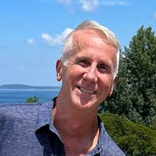 If you could bring back any extinct species—from the dodo to the  mammoth—what would you choose, and why? 🦤🦣