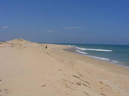 Kalpitiya sand dunes desert landscape northern peninsula Sri Lanka unique