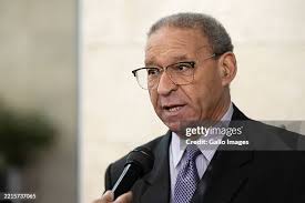 25 Alan Abrahams Stock Photos, High-Res Pictures, and Images