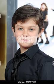 Will Shadley's Instagram, Twitter & Facebook