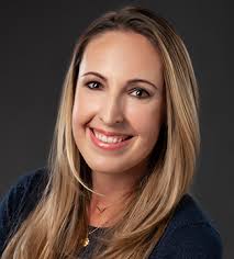 Heather Wilcox's Instagram, Twitter & Facebook