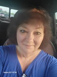 Halle Bailey as Halle Berry for Halloween. Did she nail it?