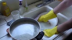 washing dishes without dish soap